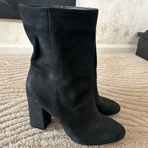 Lucky heeled boots